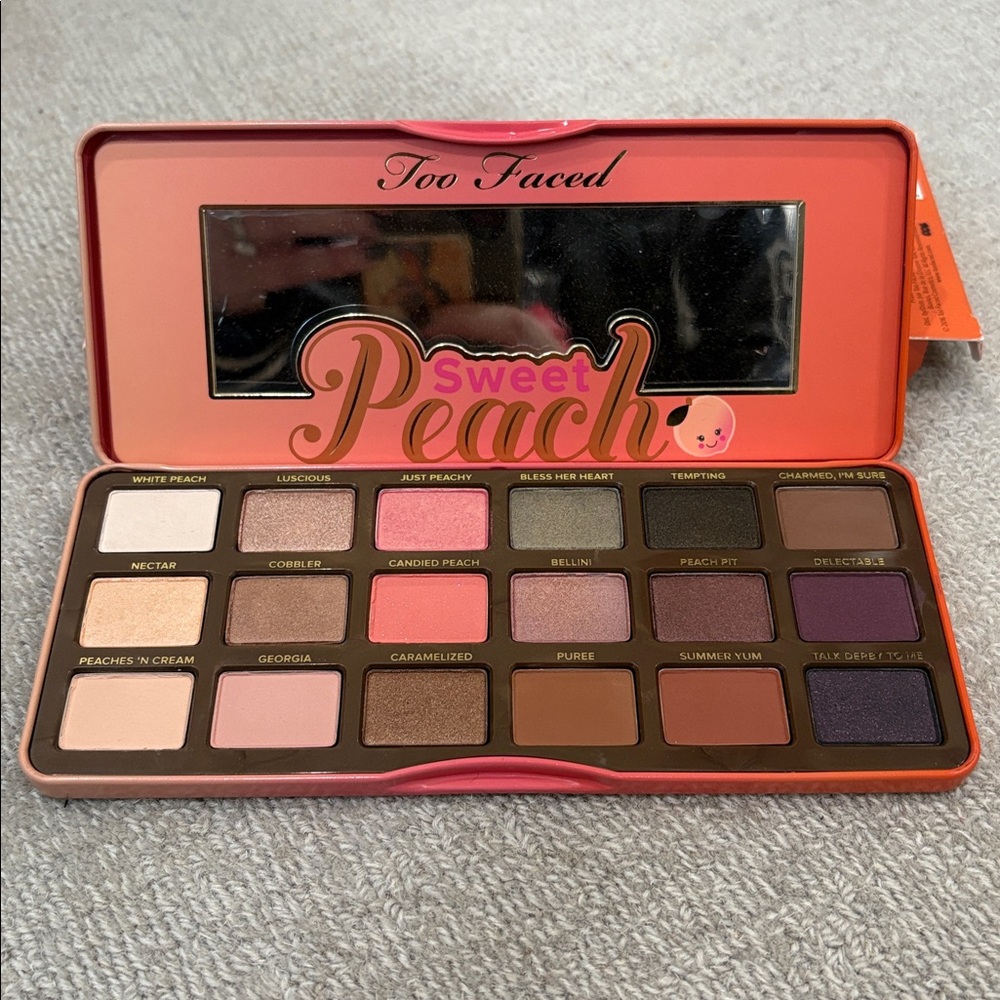 RARE Too Faced Peach Eyeshadow Palette